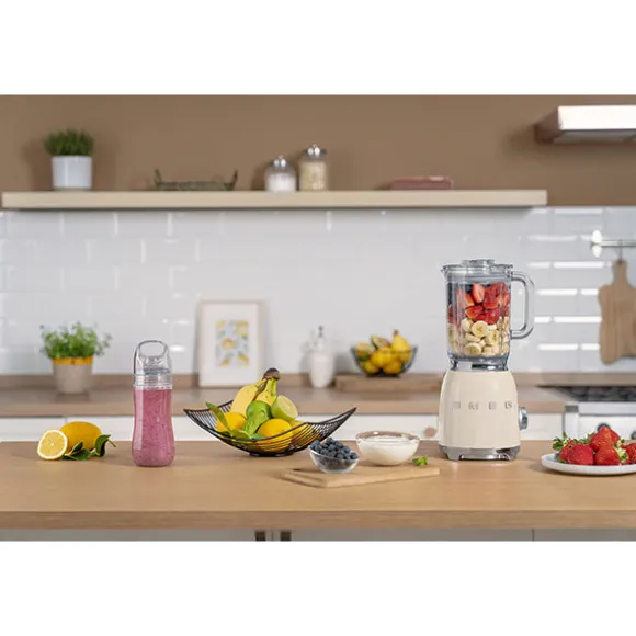 Blender 1,5 L 800 W BLF03CREU crème Smeg