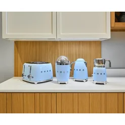 Bouilloire Bleu Azur 1,7 L 2400 W KLF03PBEU Smeg
