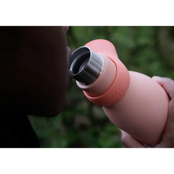 Bouteille isotherme isolée sous vide Loop 500 ml Corail mat Joseph Joseph