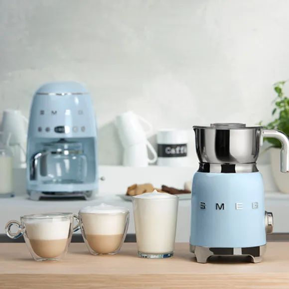 Chocolatière et mousseur de lait 500 W MFF11PBEU bleu azur Smeg