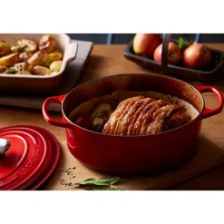 Cocotte fonte ovale cerise 27 cm Le Creuset
