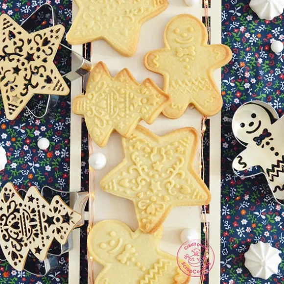 Emporte-pièce et embosseur Sapin Scrapcooking