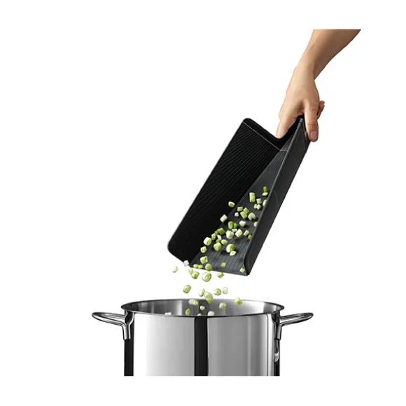 Grande planche à découper pliable 45 cm noire Chop2Pot Joseph Joseph