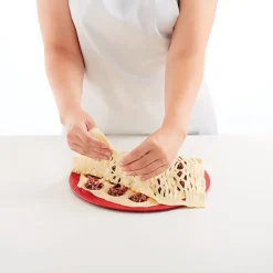 Kit 19 petits fours avec découpoirs et roulettes Lékué