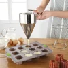 Lot Entonnoir à piston pro en inox et tapis de cuisson Mathon