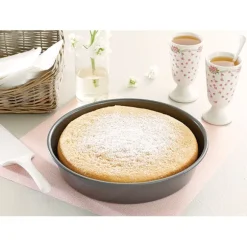 Lot 2 moules à manqué rond et carré acier revêtement antiadhérent 23 cm Mathon