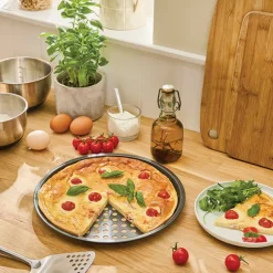 Lot 2 moules à pizza perforé en acier antiadhérent 29,5 cm Mathon
