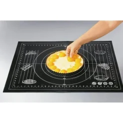 Lot tapis de pâtisserie multi-diamètres et rouleau anti-adhérent 45 cm Mathon