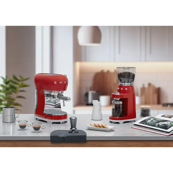 Machine à café expresso 1 L 1350 W ECF02RDEU rouge Smeg