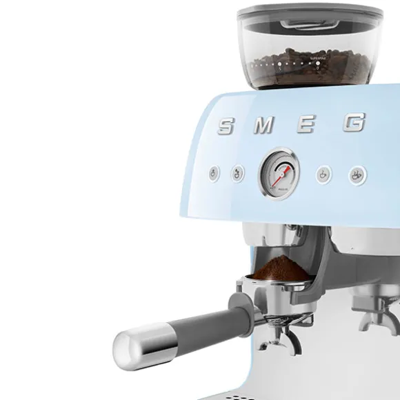 Machine à café expresso 2,4 L 1650W EGF03PBEU Smeg