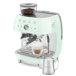 Machine à café expresso 2,4 L 1650W EGF03PGEU Smeg