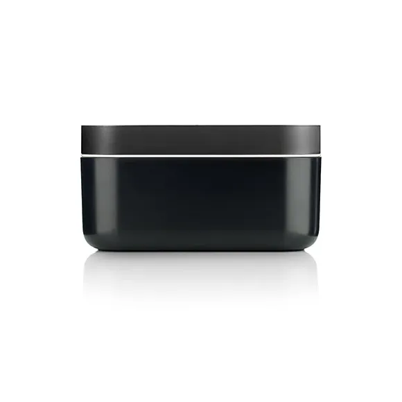 Moule et bac à glaçons Ice Box en silicone souple et plastique noir 132 glaçons Lékué