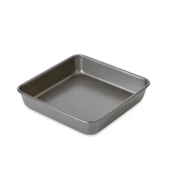 Moule à manqué carré acier revêtement antiadhérent 23 cm Mathon