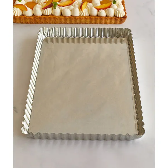 Moule à tarte rectangulaire en fer blanc fond amovible bords cannelés Gobel