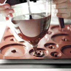 Moule œuf en chocolat 3D silicone Silikomart