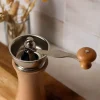 Moulin à café à manivelle en bois de hêtre 21,5 cm Ogo