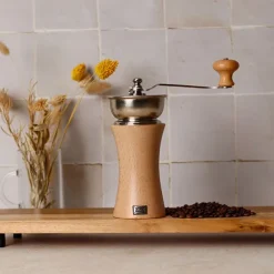 Moulin à café à manivelle en bois de hêtre 21,5 cm Ogo
