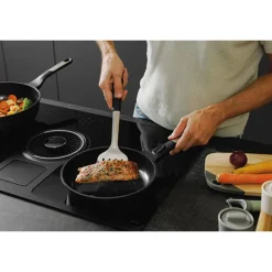 Poêle anti-adhérente aluminium Phantom manche amovible 24 cm Berghoff