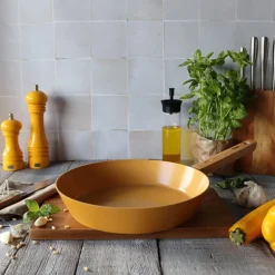 Poêle Ector induction aluminium revêtu manche en bois 28 cm jaune Ogo