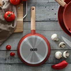 Poêle Ector induction aluminium revêtu manche en bois 20 cm rouge Ogo