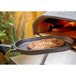 Poêle grill ovale en fonte Ooni