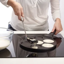 Poêle 7 mini blinis ou pancakes à induction fonte 26.5 cm Mathon