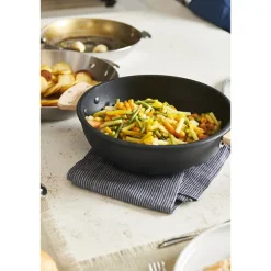 Sauteuse bombée Choc Extrême Loqy sans manche 24 cm De Buyer
