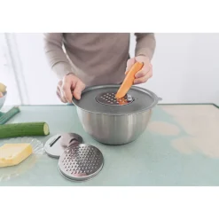 Set 3 bols en inox 1.4 L, 2.8 L et 4.7 L avec couvercles et 3 râpes interchangeables Pika