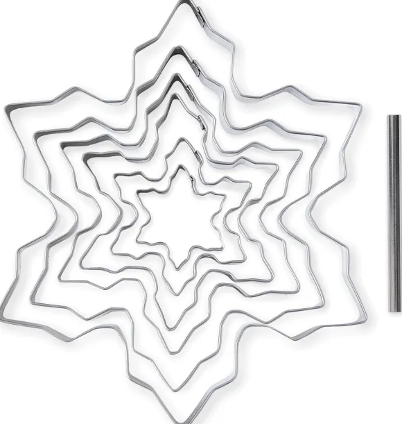 Set de 6 découpoirs flocons multitailles et tube de perforation Mathon