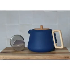 Théière Viggo en fonte et bois d'hévéa 1 L bleu Ogo