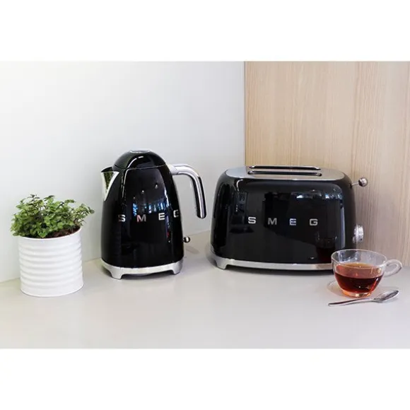 Toaster 2 fentes noir 950 W TSF01BLEU Smeg